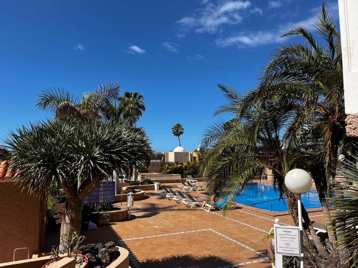 Borinquen Studio Apartment Playa Feñabe エクステリア 写真